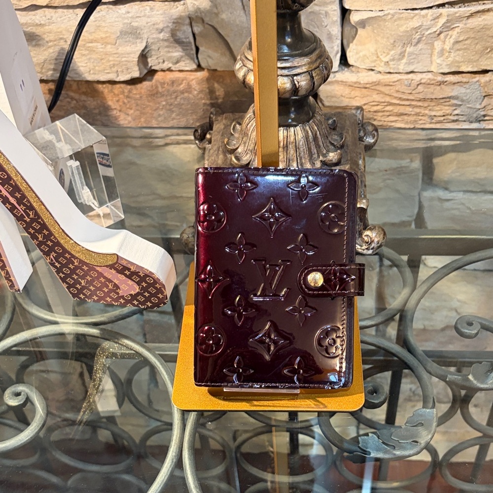 Louis Vuitton Amarante Agenda Cover PM